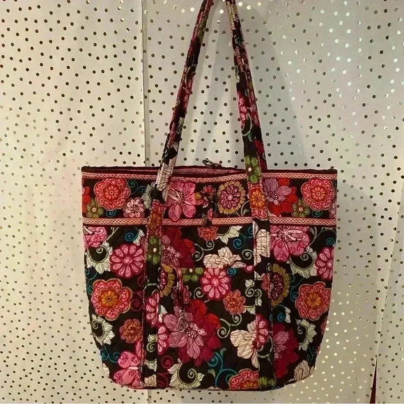 Vera Bradley Handbag - Picture 7 of 9